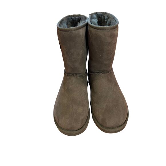 UGG Brown Burnt Cedar Classic Short II Boots Shearling Women's Uggs Size 8 - Picture 2 of 7
